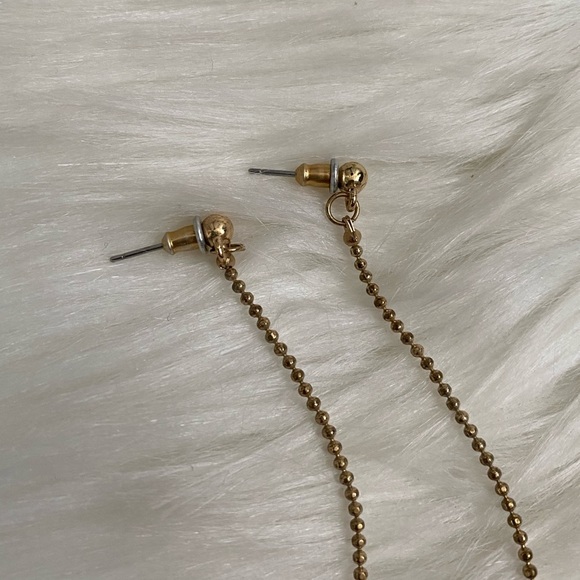 Pearl cluster dangle earrings - Picture 2 of 4